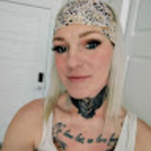 Meet your Posher, Kaylie